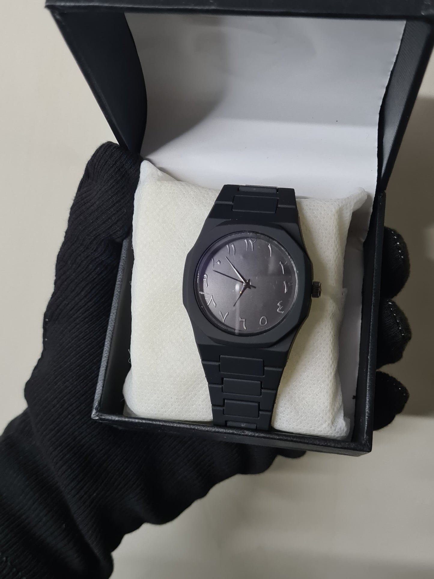 Arabic Aura Watch